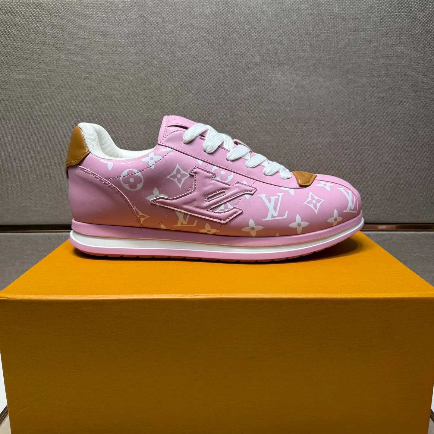 Men's men's shoes 💰pp560 [LV～] Men's casual shoes 2025z cabinet sales simultaneously 🔶Size: 38-44 #️⃣ 🔷4 colors🔜The upper is made of multi-material splicing➕Mesh lining, comfortable and breathable, sole: original comfortable and wear-resistant outsole, ⚠️real thing📱photographed🎬real thing is better📢📢📢